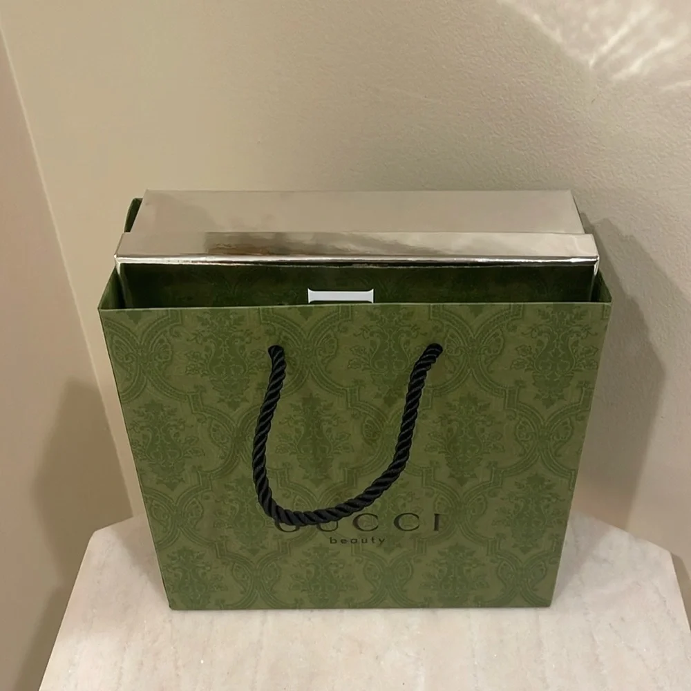 Gucci cosmetics bag